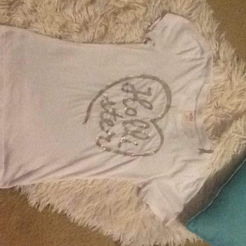Hollister t shirt